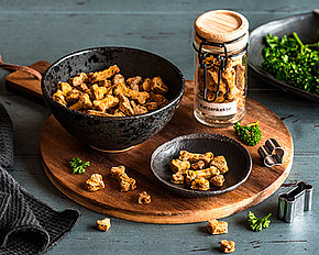 Selbst gebackene Katzenkekse Selbst gebackene Katzenkekse