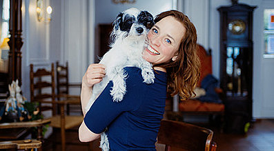 mera the Petfood Family Podcast mit Kate Kitchenham und Hund