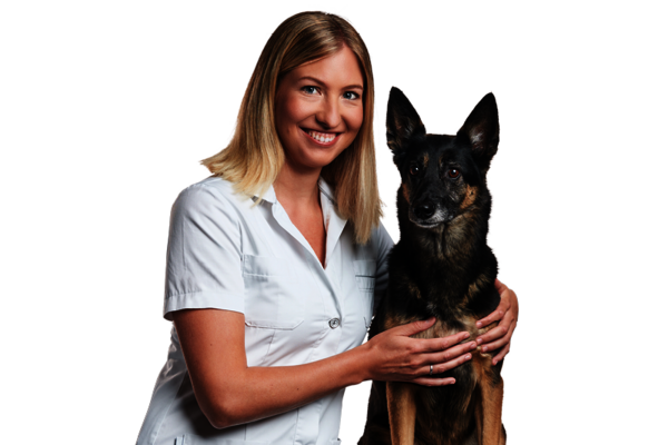 Leonie mit Hund im Arm Leonie mit Hund im Arm