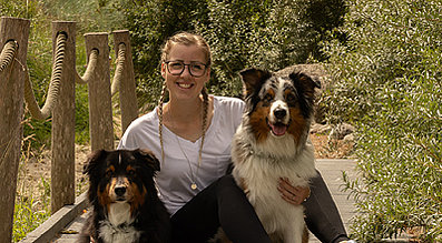 The Petfood Family Podcast Podcast Julia Goyer und Hund