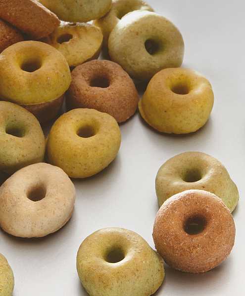 Hundefutter MERA Backwaren Pastellringe runde Leckerlis für die Belohnung
